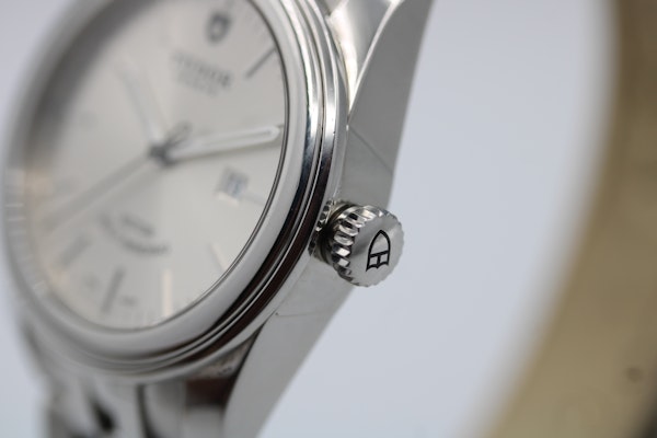 Tudor Glamour Date 53000 Silver Dial Full Set 2018 - image 6