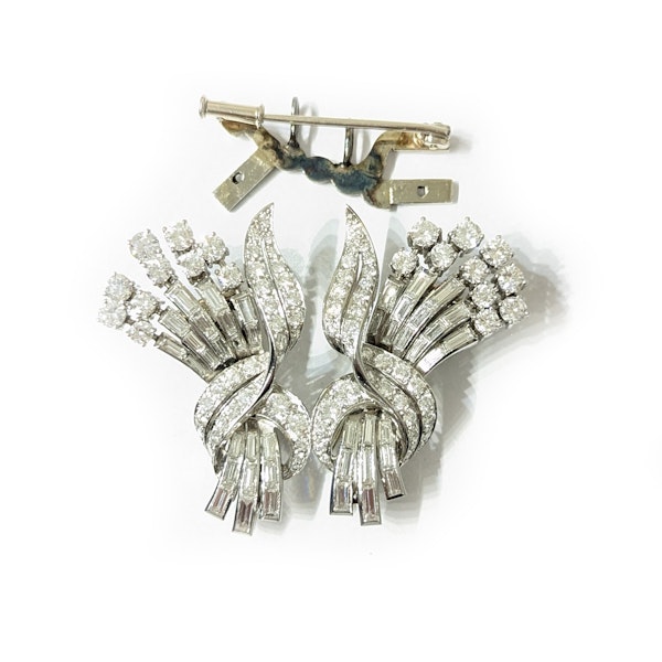 Vintage Diamond and Platinum Double Clip Brooch, Circa 1940 - image 5