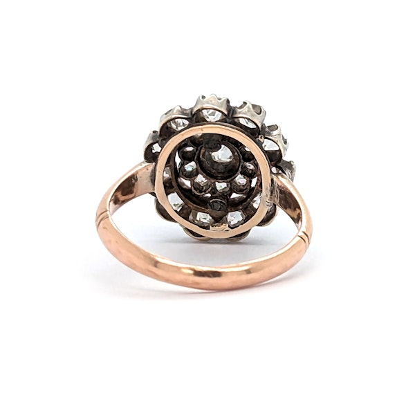 Antique Georgian Diamond and Silver Upon Gold Cluster Ring, Circa 1830 - image 5