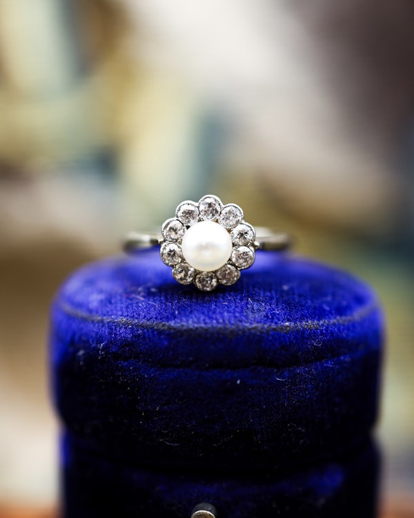 Pearl and Diamond Ring - image 2