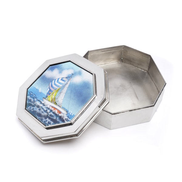 Schroth Jewelers silver and enamel octagonal box - image 3