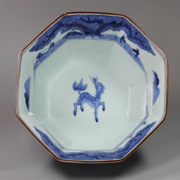 Japanese blue and white deep octagonal bowl, 18th century - image 2