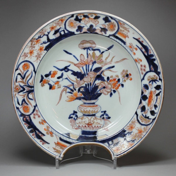 Japanese Imari barber's bowl, 17th century - image 1