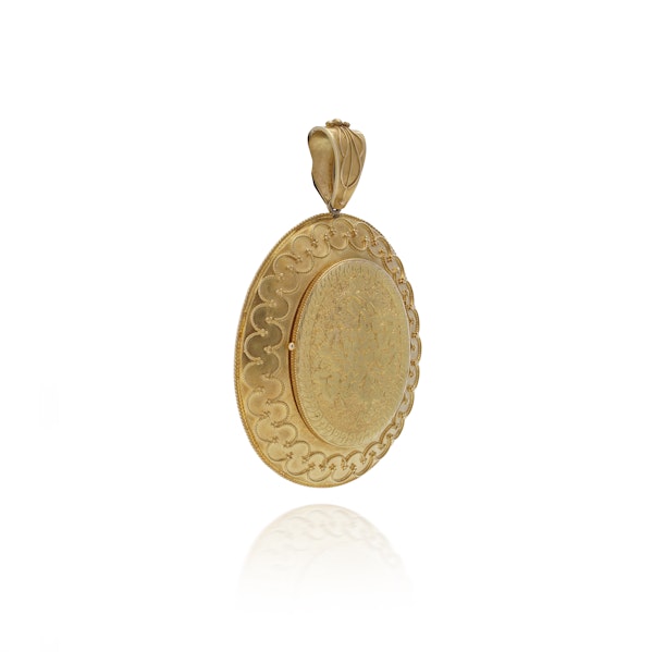 19th Century Victorian 20-Karat Gold Mourning Locket Pendant - image 8