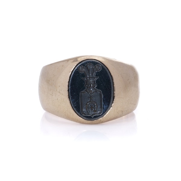 19th-Century Russian 14kt Gold Signet Ring with Lubich Clan Coat of Arms - image 2