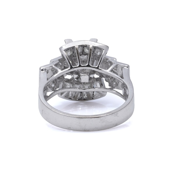 18kt White Gold Diamond Ring - image 6