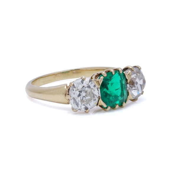 Antique 18kt Gold Three-Stone Ring with Emerald and Diamonds - image 4