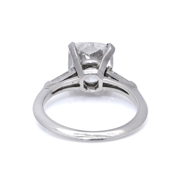 1.9 Carat Cushion-Cut VVS D Colour Diamond Ring - image 4