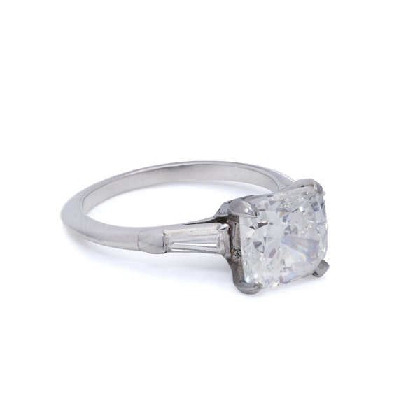 1.9 Carat Cushion-Cut VVS D Colour Diamond Ring - image 5