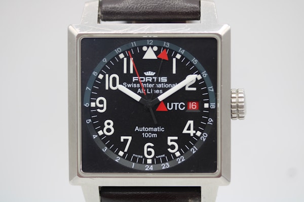 Fortis 'Swiss International Airlines' Square Chronograph 652.10.148 - image 3