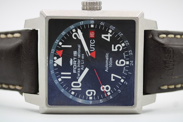 Fortis 'Swiss International Airlines' Square Chronograph 652.10.148 - image 9