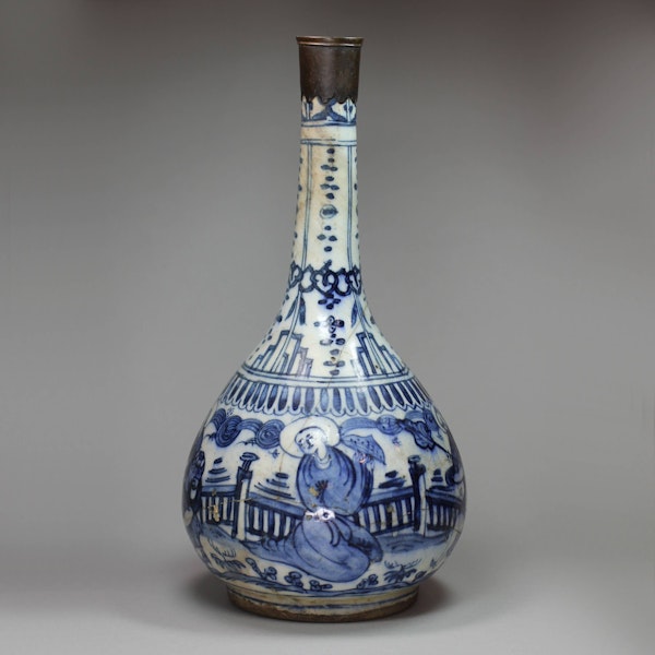 Safavid blue and white bottle vase, Ardabil, circa 1670 - image 6