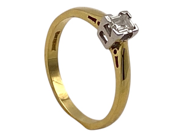 Retro emerald cut diamond solitaire ring - image 2