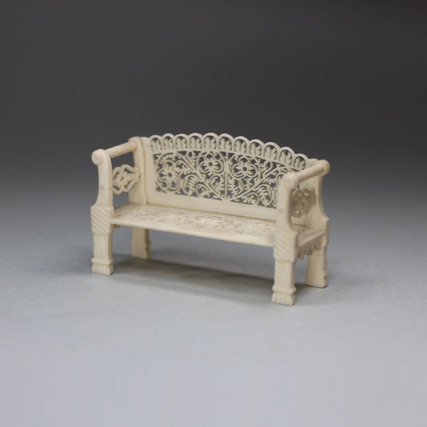 Indian bone miniature bench, 19th century - image 1