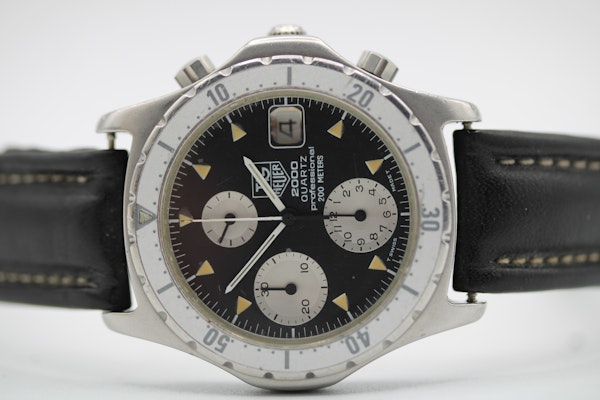 TAG Heuer 2000 Chronograph Quartz - image 7