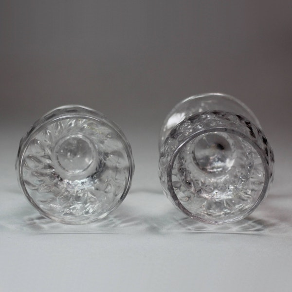 Pair of English monteith or bonnet glasses c.1760 - image 3