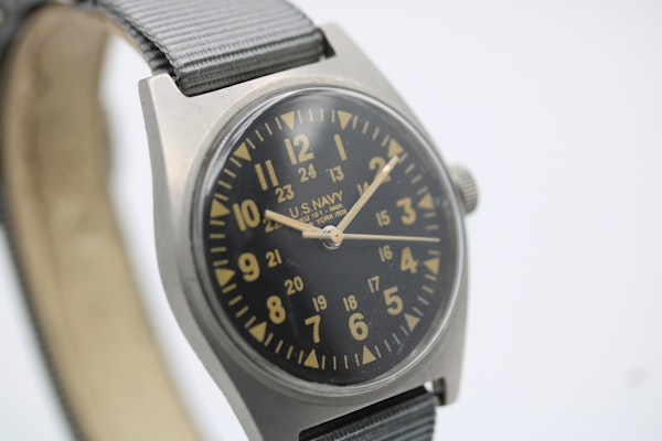 Vietnam US Navy Wristwatch - image 5