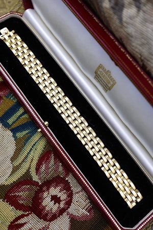 Downstairs at Grays: A very fine 18 Carat Cartier Gold Bracelet, Maillon Panthere", Circa 1990's