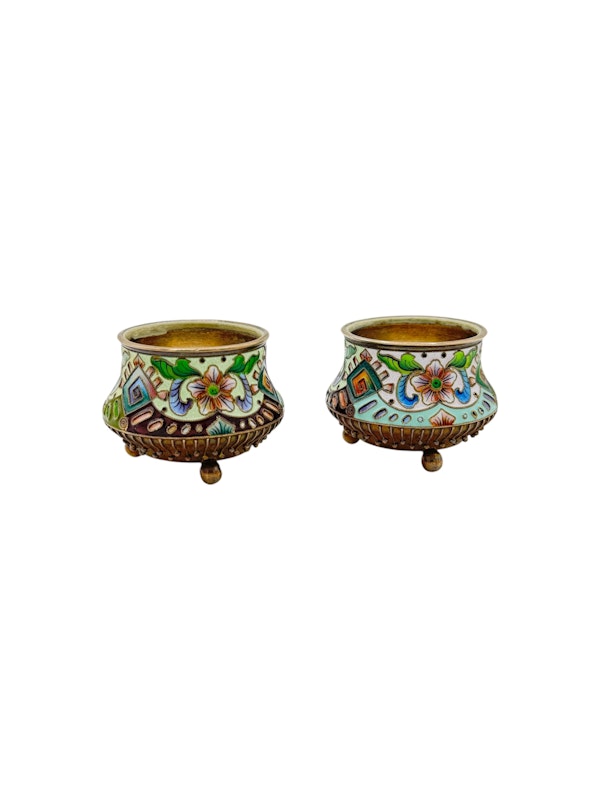 Russian silver gild and shaded enamel pair of salts, Moscow c.1910 - image 3