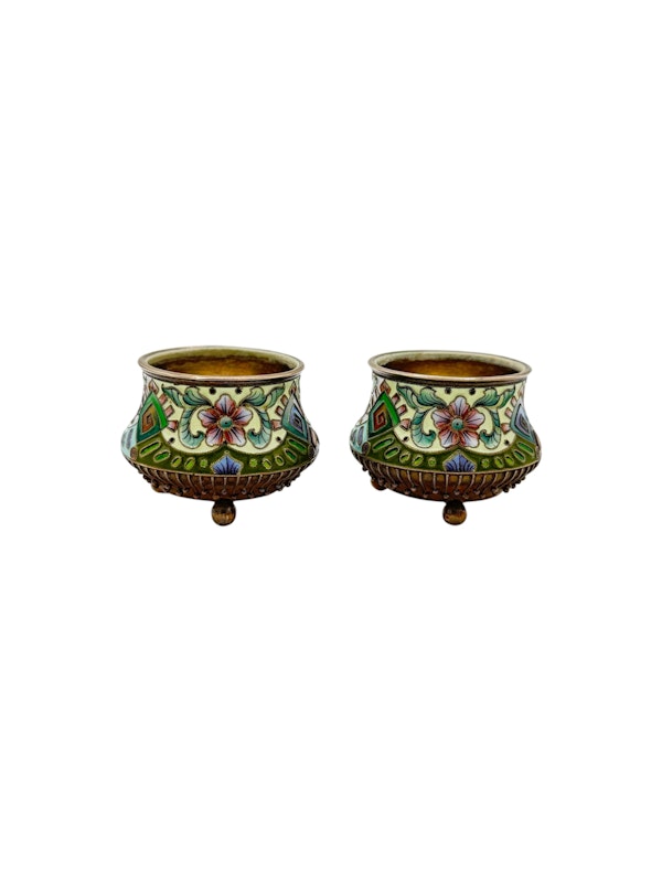 Russian silver gild and shaded enamel pair of salts, Moscow c.1910 - image 2