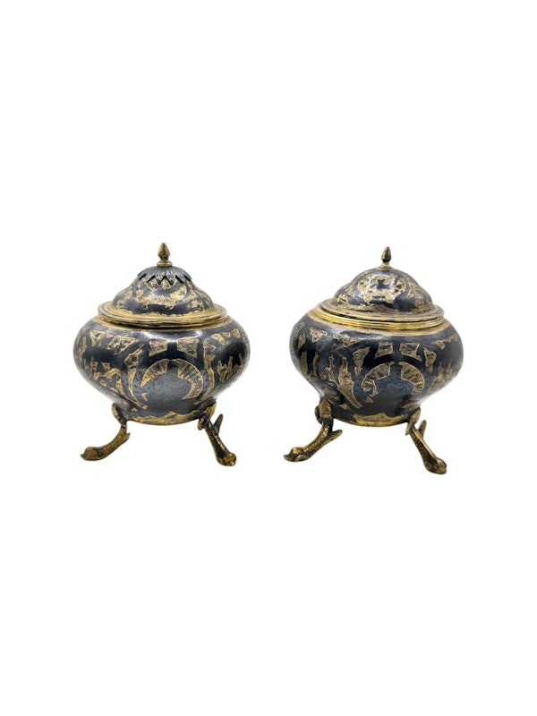 Russian pair of silver gild and niello salt cellars with lid, Moscow 1797. - image 3