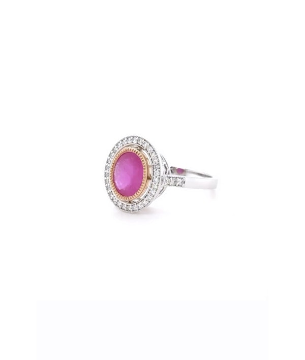 Pink-red oval ruby & diamond ring 18k white gold - image 1