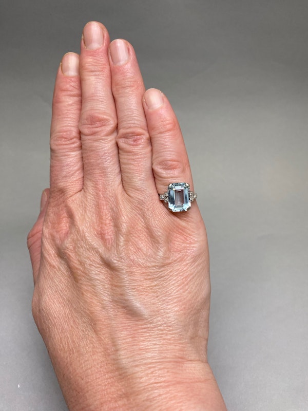 Aquamarine Diamond Ring in 18k White Gold date circa 1950, SHAPIRO & Co since1979 - image 2