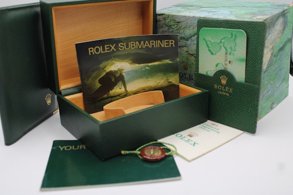 Rolex Submariner 16613 Full Set 2002 - image 14