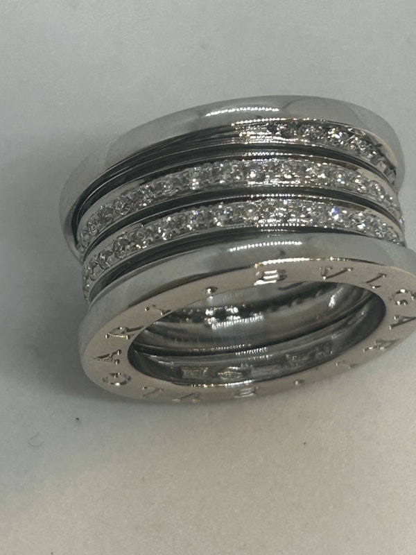 Bulgari 18ct white gold diamond ring at Deco&Vintage Ltd - image 3