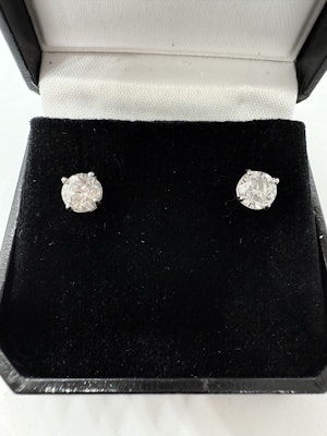 Diamond Studs, 1.54ct