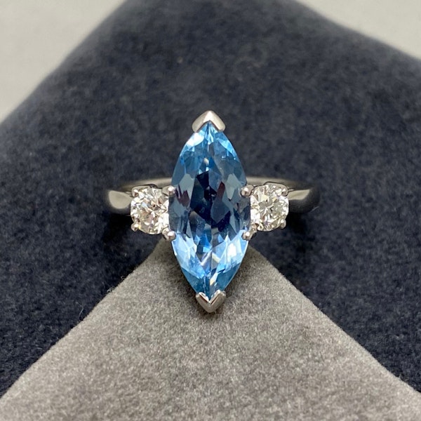 Aquamarine Diamond Ring in 18ct White Gold date London 1984, SHAPIRO & Co since1979 - image 1