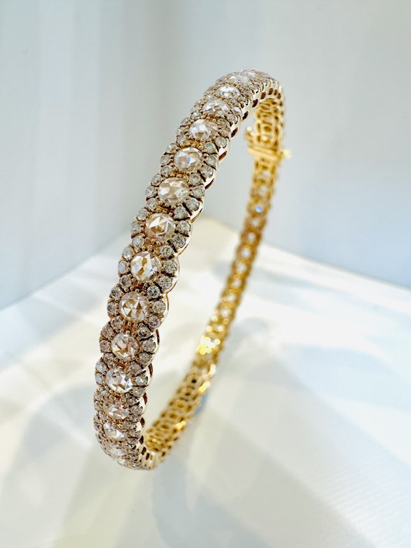 6.50ct Diamond Bangle. - image 3