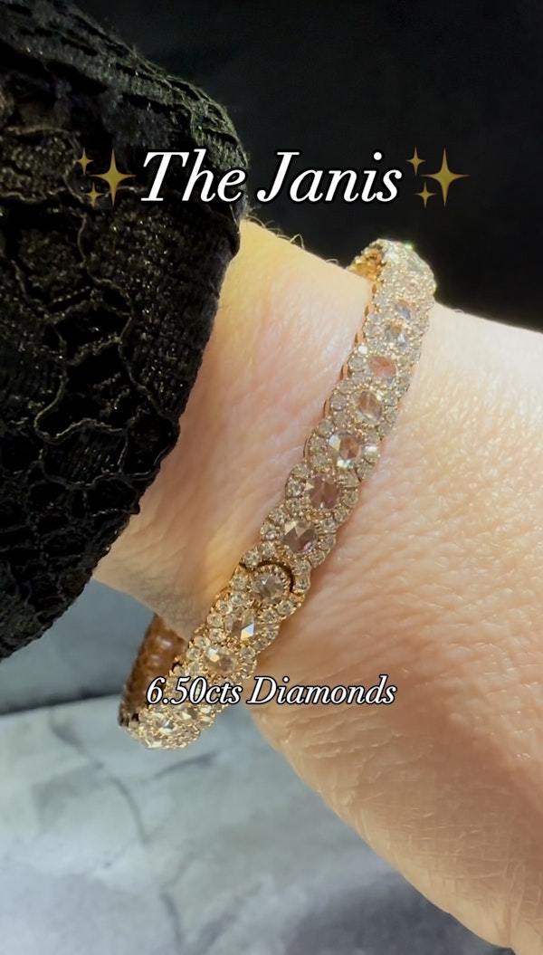 6.50ct Diamond Bangle. - image 4