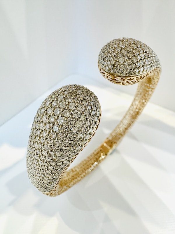 Diamond & Rose Gold Bangle. - image 9