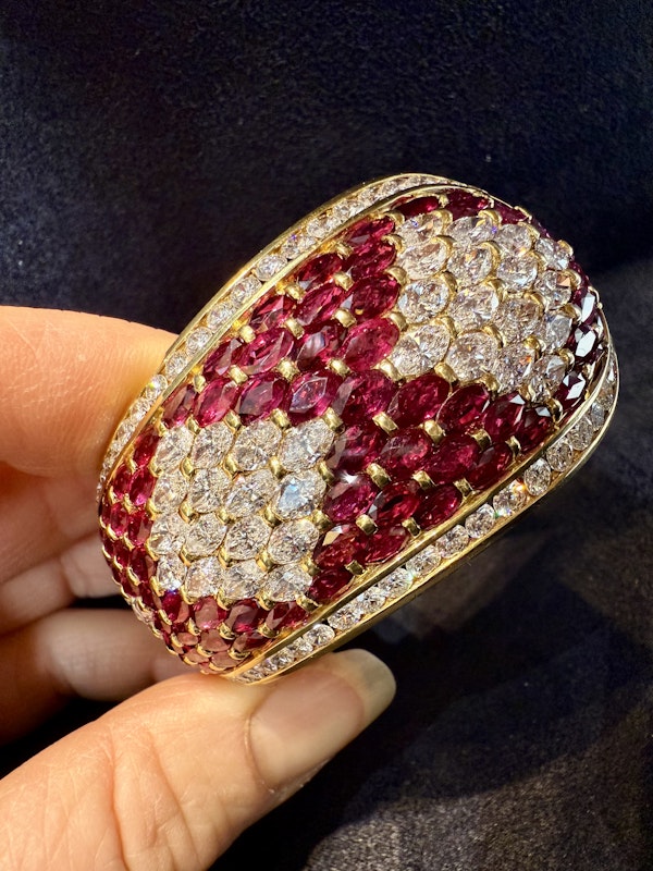 40.00ct Natural Ruby & 18.00ct Diamond Bangle - image 6