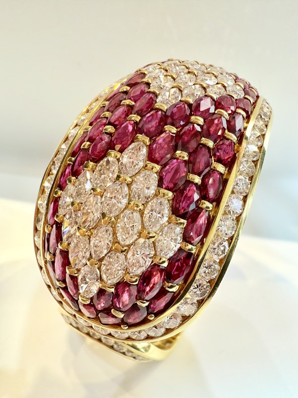 40.00ct Natural Ruby & 18.00ct Diamond Bangle - image 11