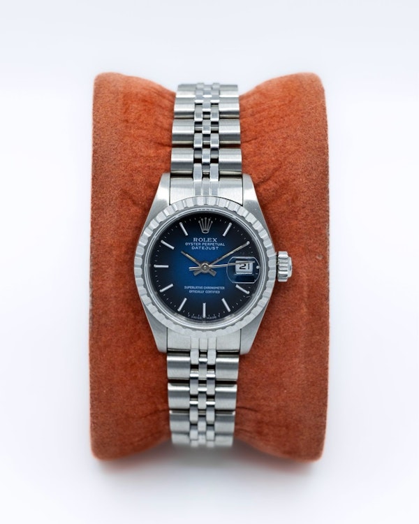 1991 Rolex Lady Datejust 69240 - Factory Vignette Dial - image 3