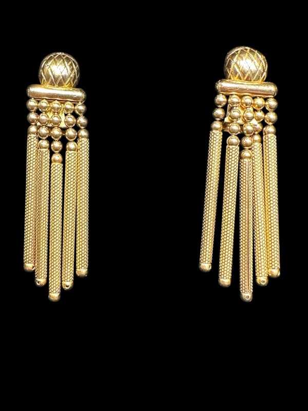 A Pair of fine 1940's vintage Drop Earrings - image 2