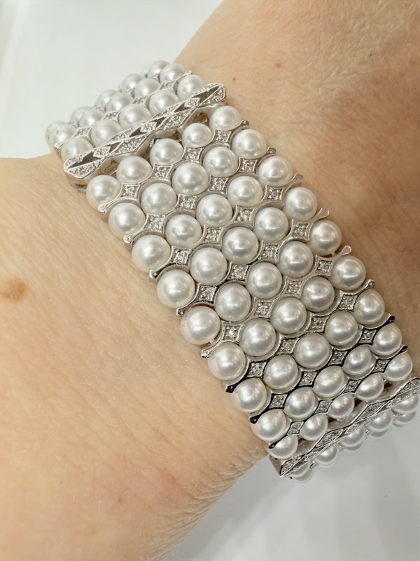 White Pearls & Diamond Bracelet - image 5