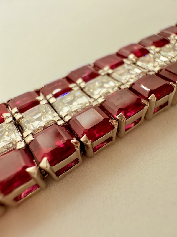 18K White Gold, 29.56ct Natural Ruby & 11.82ct Diamond bracelet - image 10