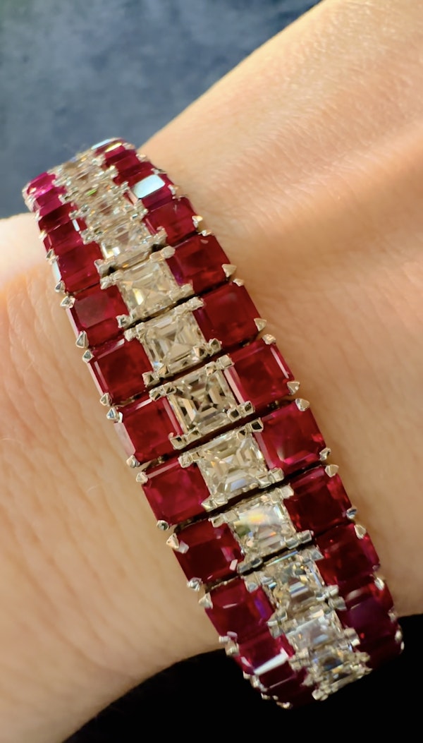 18K White Gold, 29.56ct Natural Ruby & 11.82ct Diamond bracelet - image 11