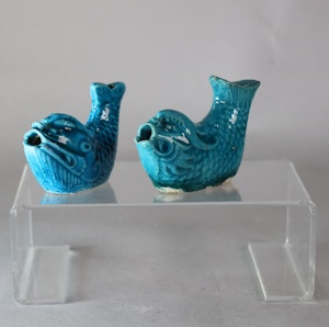 Pair of Chese turquoise glazed water droppers, Kangxi