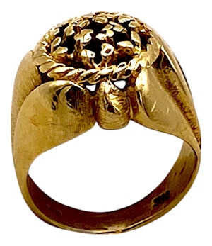 14 ct. dome shaped pierced retro ring