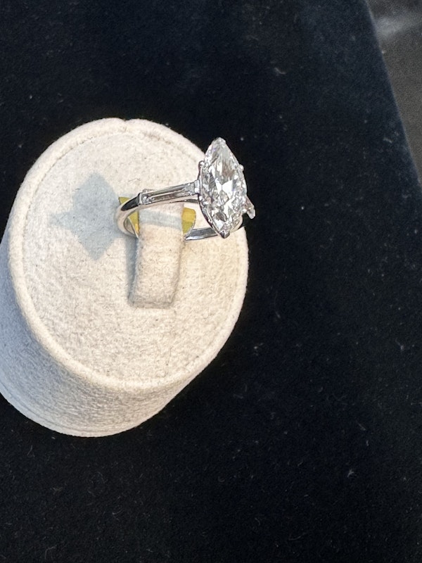 Marquise diamond ring - image 2