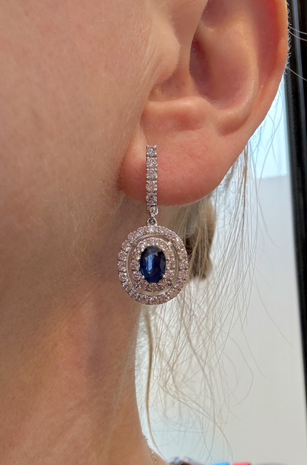 2.32ct Diamond & 1.62ct Natural Blue Sapphire Earrings. - image 8