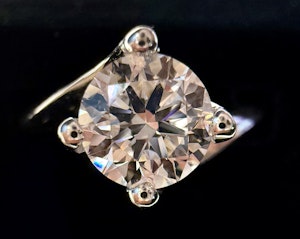 1.02ct Diamond Solitaire Ring.