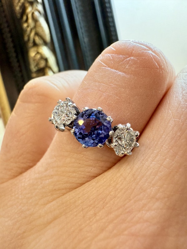 3-stone, 1.00ct Tanzanite & 0.70ct Diamond Ring. - image 3