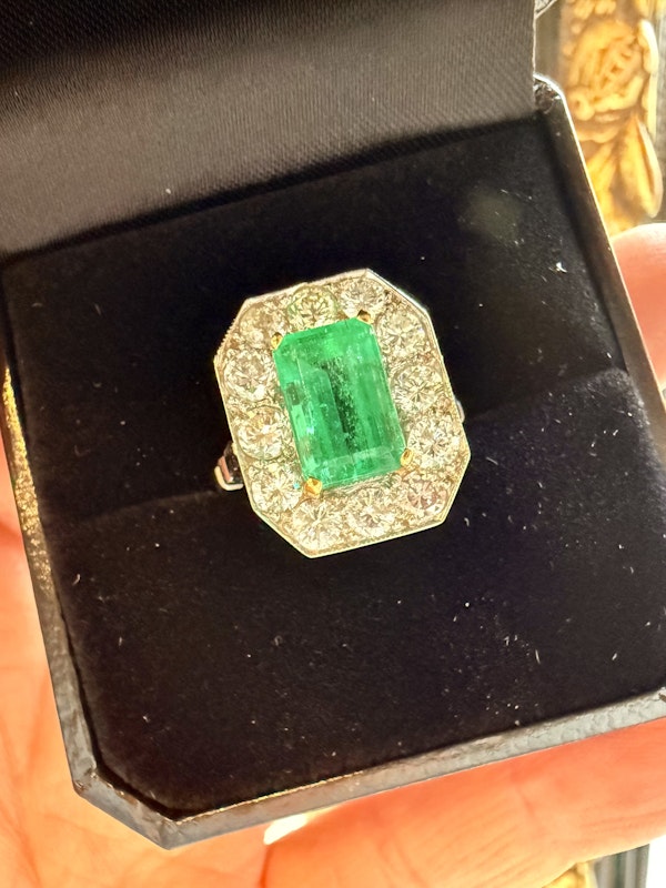 3.50ct Natural Emerald & 1.00ct Diamond Ring - image 10