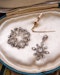 Downstairs at Grays: An important Antique, 15 ct Yellow Gold, Silver Tipped  9.60 Carat Diamond Pendant / Brooch / Hair Ornament, English Circa 1870. - image 2