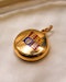 Downstairs at Grays: An 18 ct. Yellow Gold, Compass / Fob, with an enamel United Kingdom Royal Standard on the reverse. English, makers mark for Manton & Mole, Birmingham C 1895 - 1925 - image 1